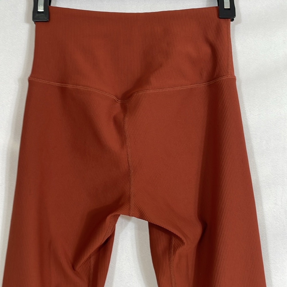 Varley Leggings Size Small Rust Color Ribbed Fabric NWOT - Picture 4 of 11